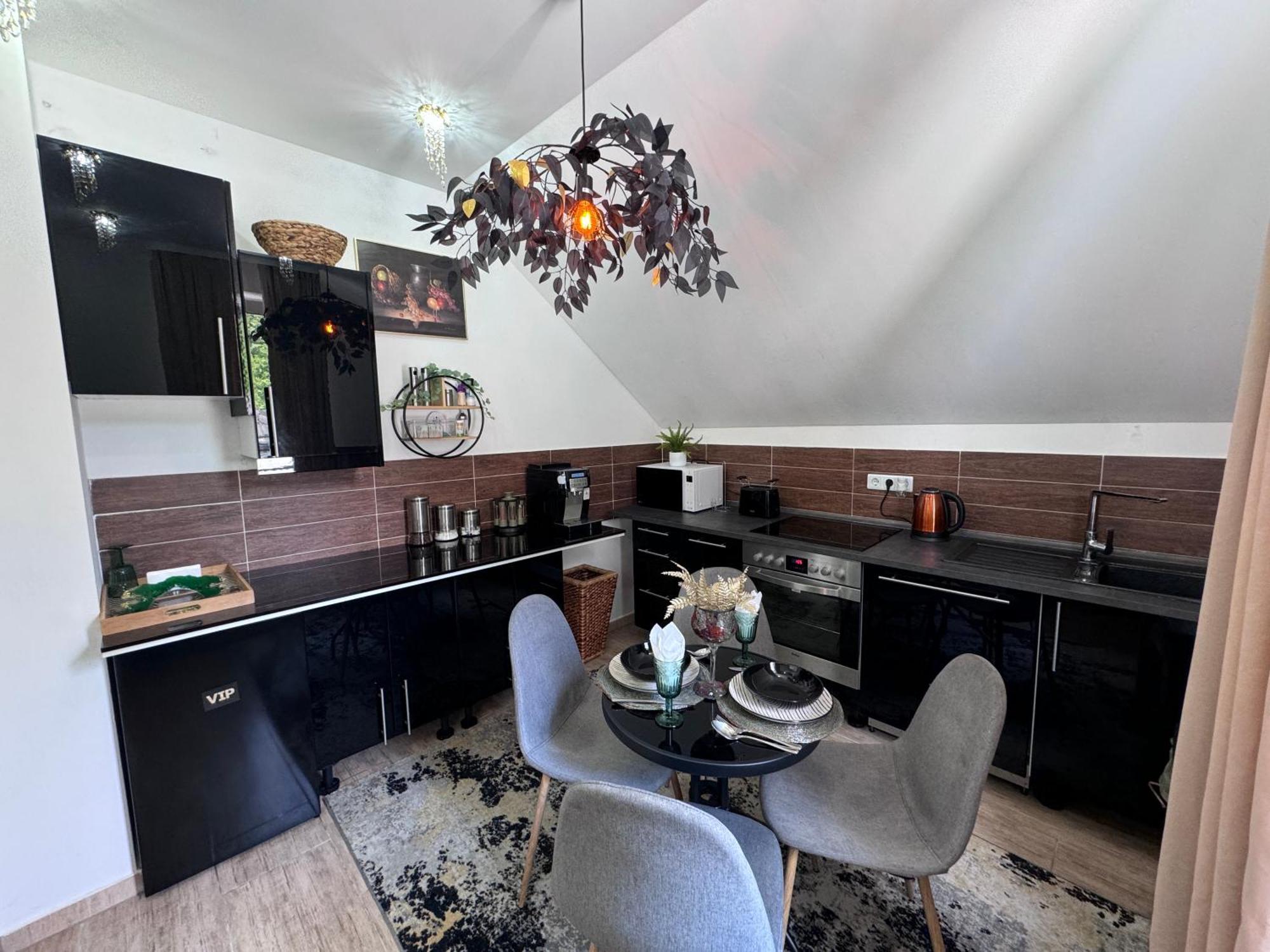Luxury Home โบคุห์ม ภายนอก รูปภาพ